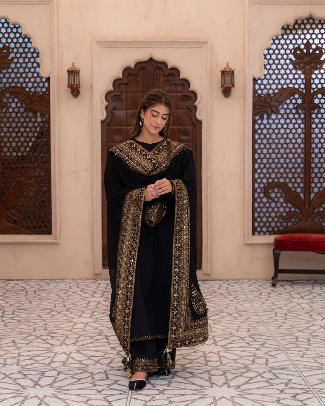 ROYAL CHARM EMB 3PC SUIT NLS-001001 BLACK